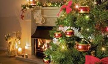 Όμορφα στολίδια για το Χριστουγεννιάτικο δέντρο