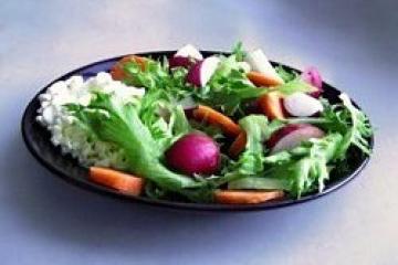 Απλές σάλτσες για υπέροχες σαλάτες