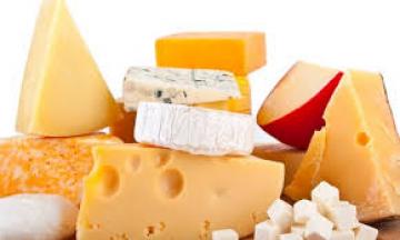 Συμβουλές για να έχουμε φρέσκα τυριά στο ψυγείο